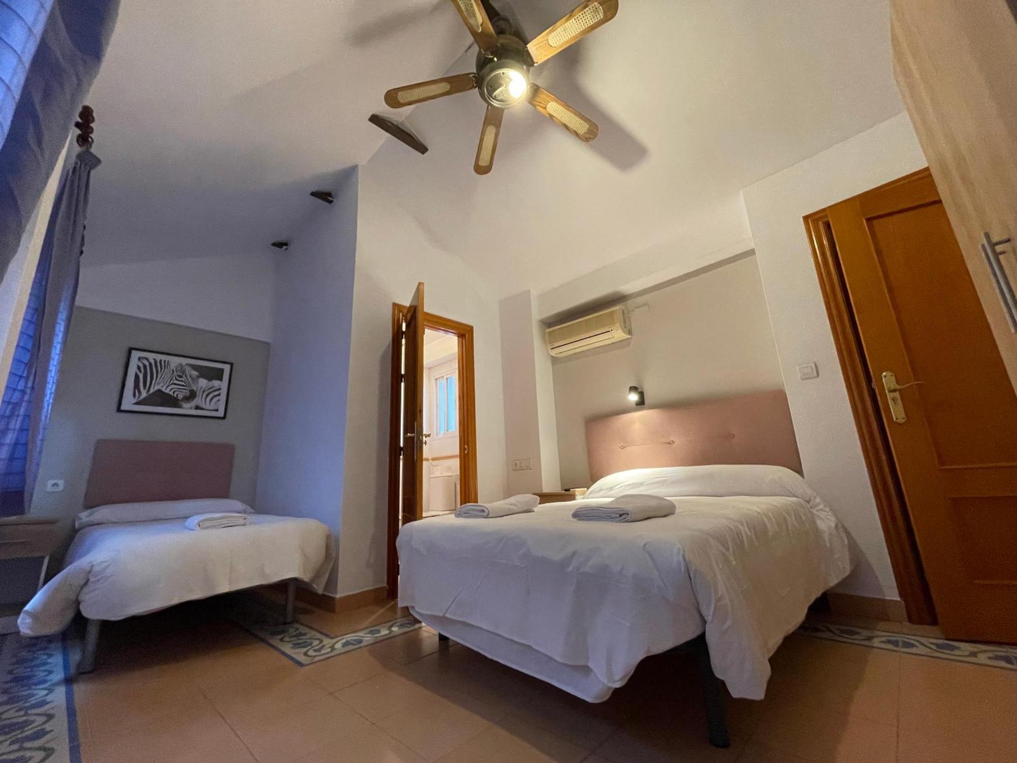 Suenos De Lorca Guest House Granada Ngoại thất bức ảnh